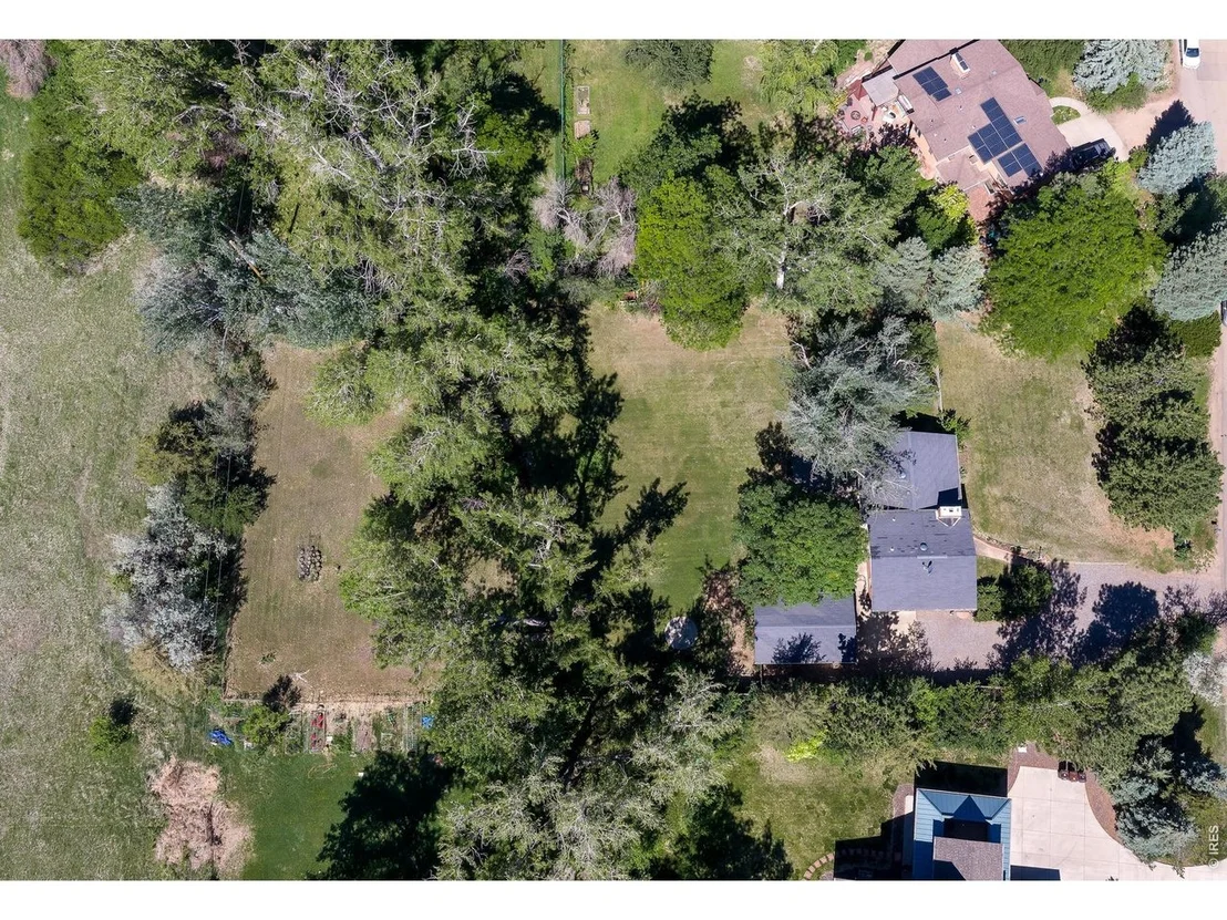 Photo of 3990 Pleasant Ridge Rd
