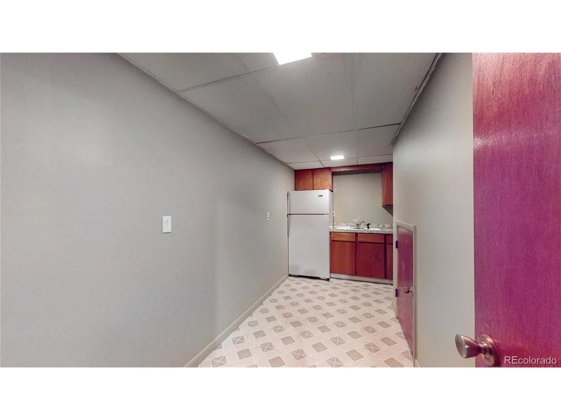 Photo of 4469 Dover St