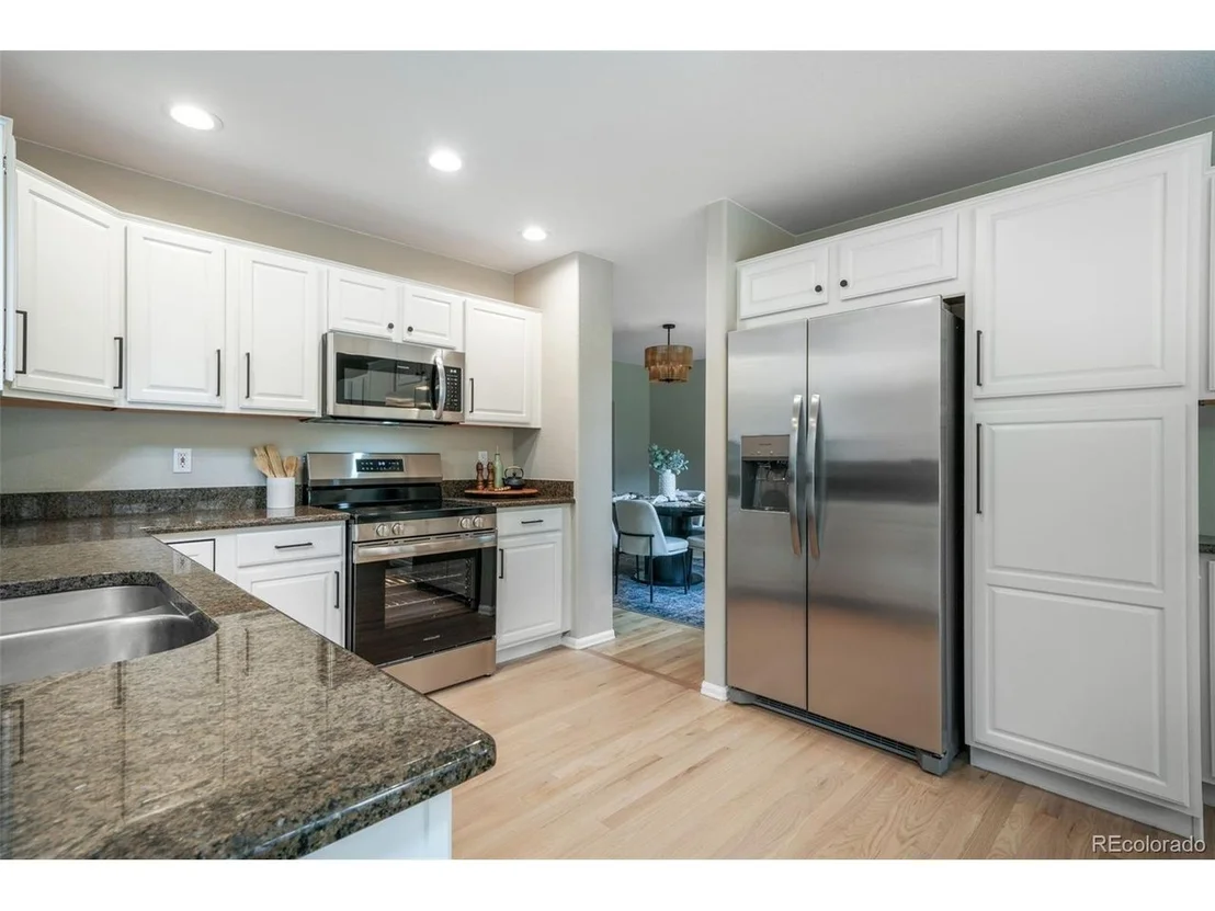 Photo of 16297 Hobson Pl