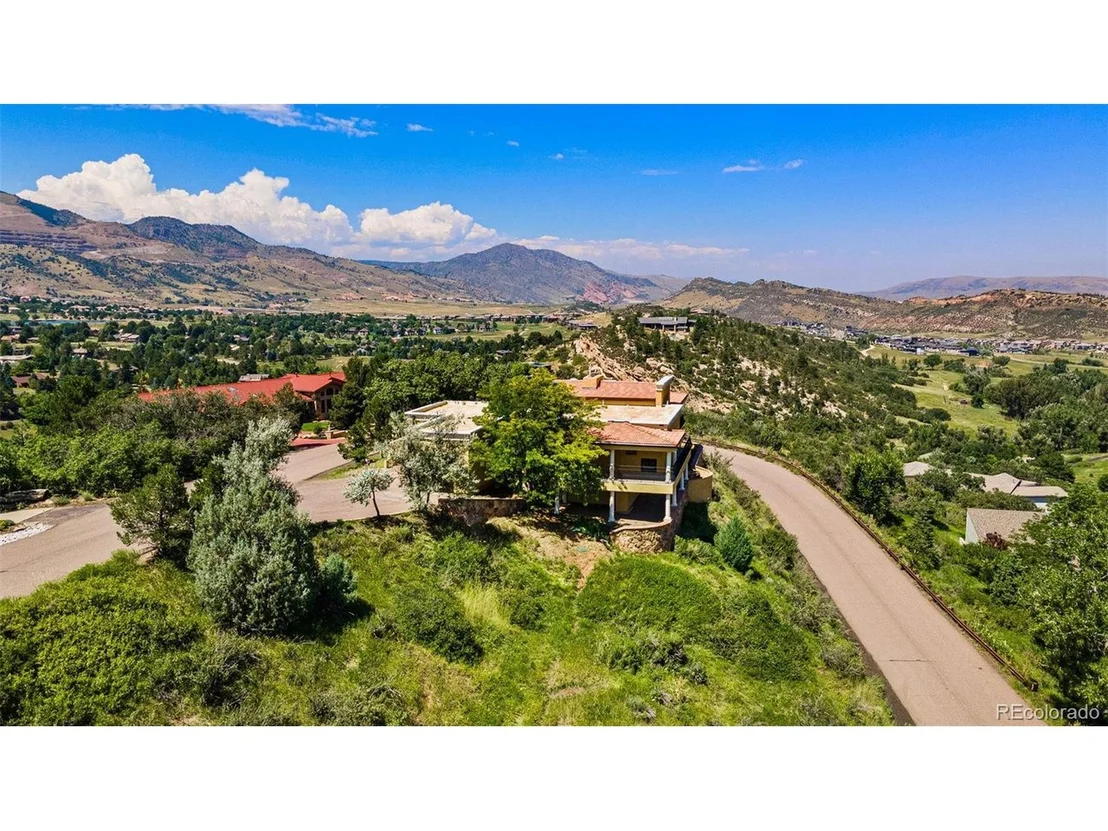 Photo of 5970 Crestbrook Dr