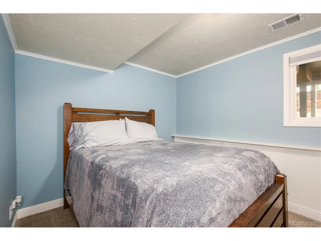 Photo of 4142 E Weaver Pl