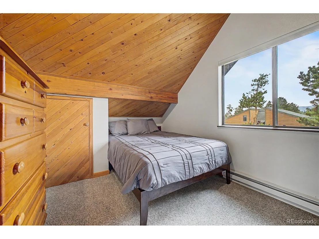 Photo of 821 Ferret Ln