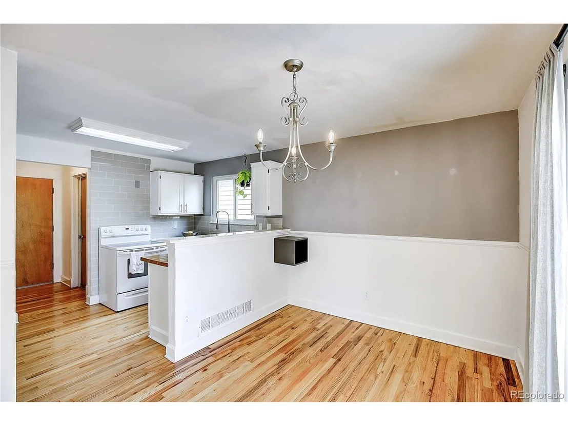 Photo of 5255 W 115th Pl