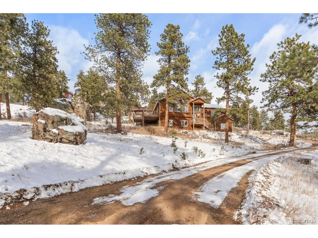 Photo of 377 Deer Trail Dr