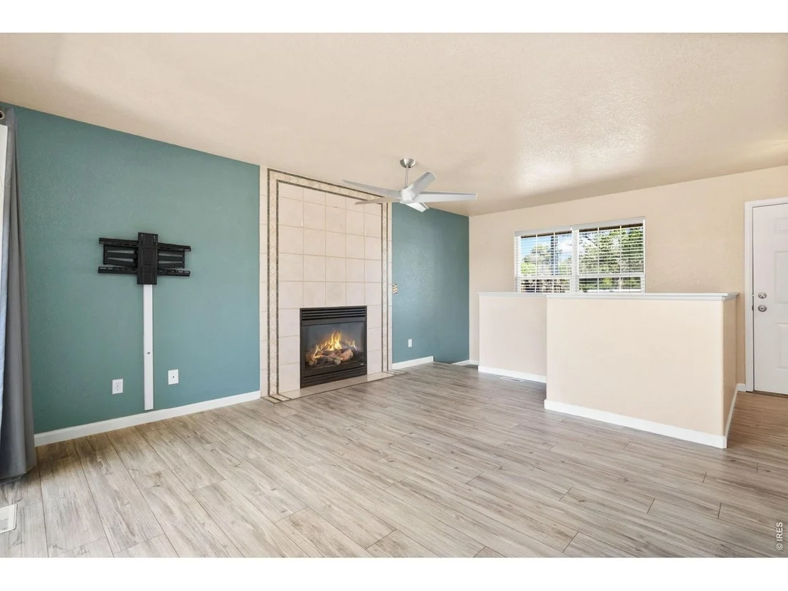 Photo of 300 3rd St