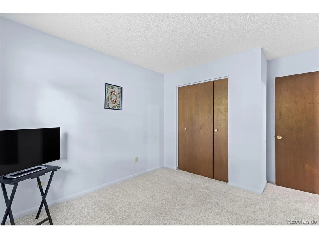 Photo of 9424 W 75th Way