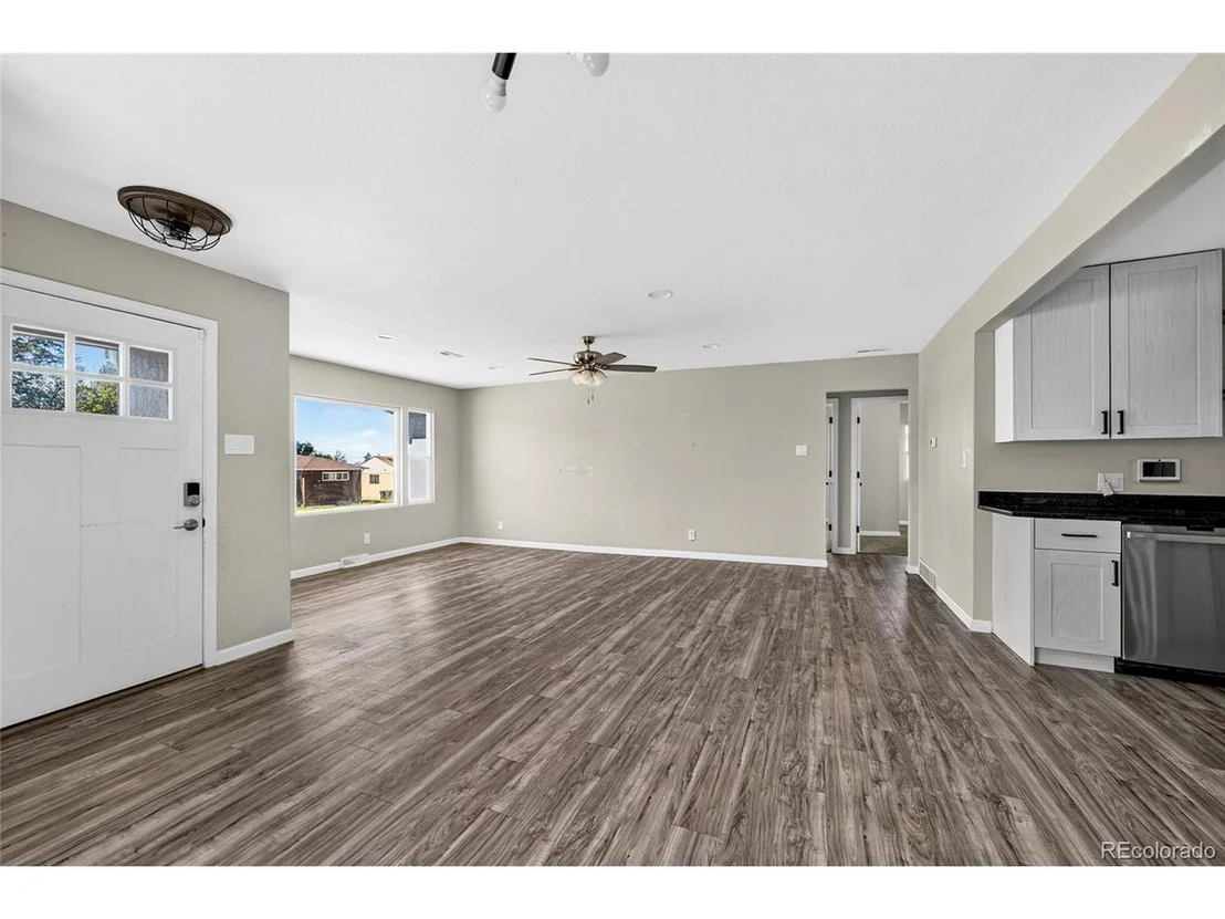 Photo of 1614 Alexander Cir