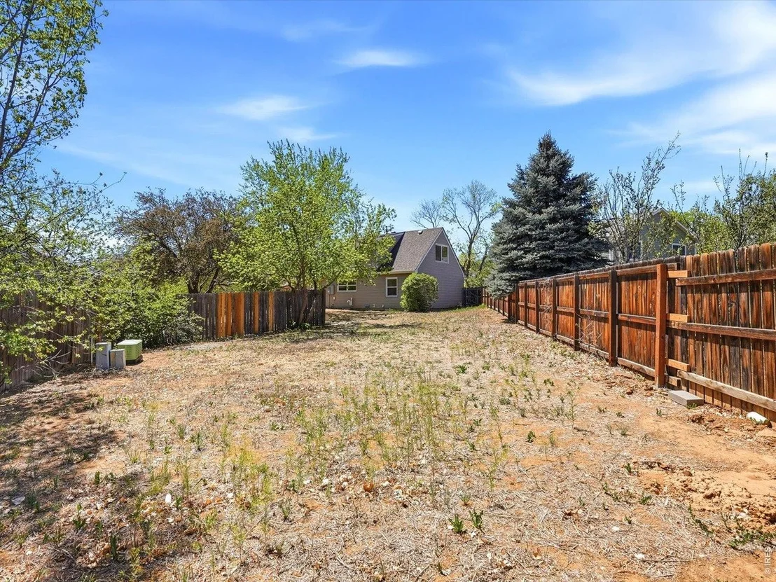 Photo of 775 Bedivere Cir