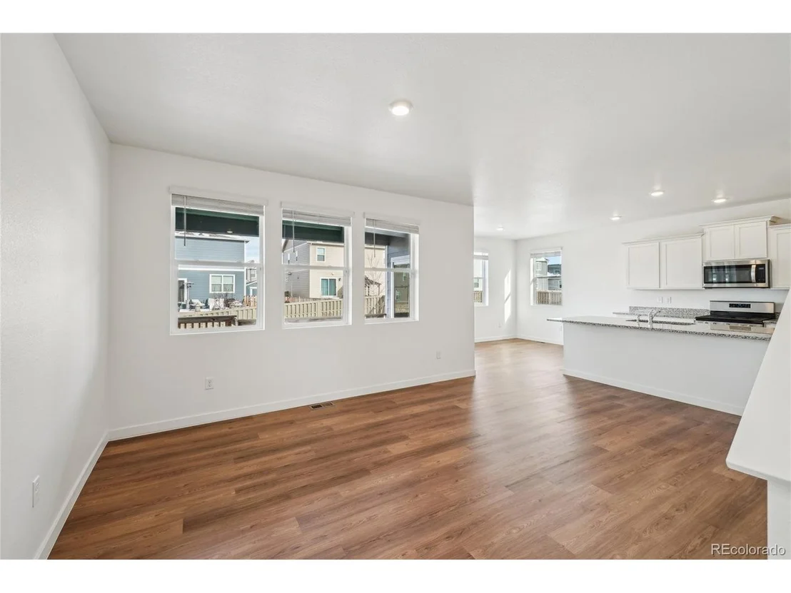 Photo of 704 Lake Emerson Rd