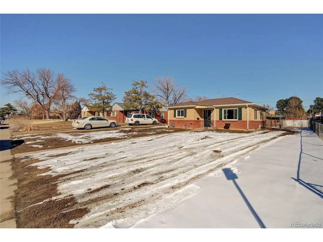 Photo of 3010 Locust St