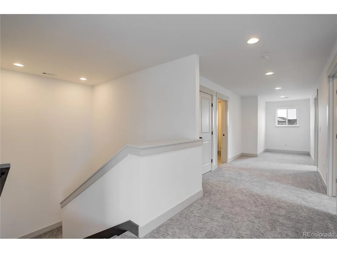 Photo of 9377 Iron Mountain Way