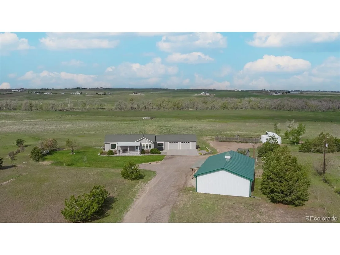 Photo of 445 S County Road 137