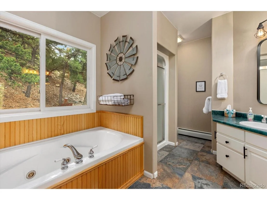 Photo of 5707 County Road 210