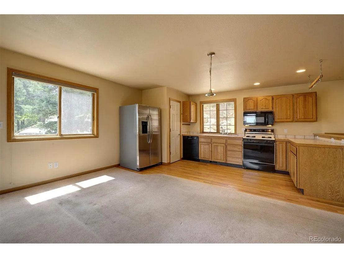 Photo of 25127 Red Cloud Dr