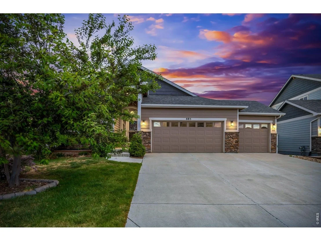 Photo of 885 Shirttail Peak Dr