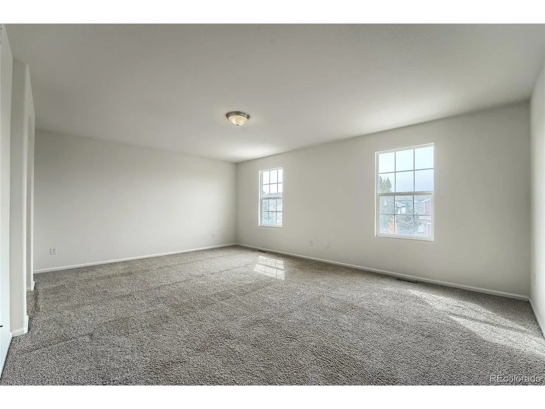 Photo of 2073 Mountain Iris Dr