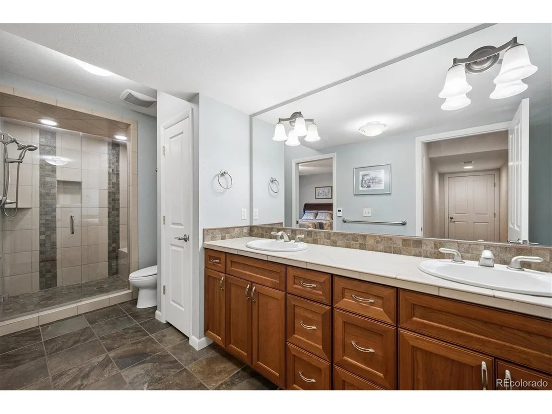 Photo of 30163 Canterbury Cir