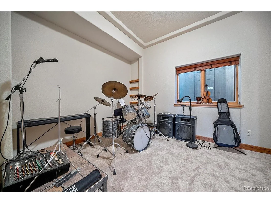 Photo of 33973 Upper Bear Creek Rd