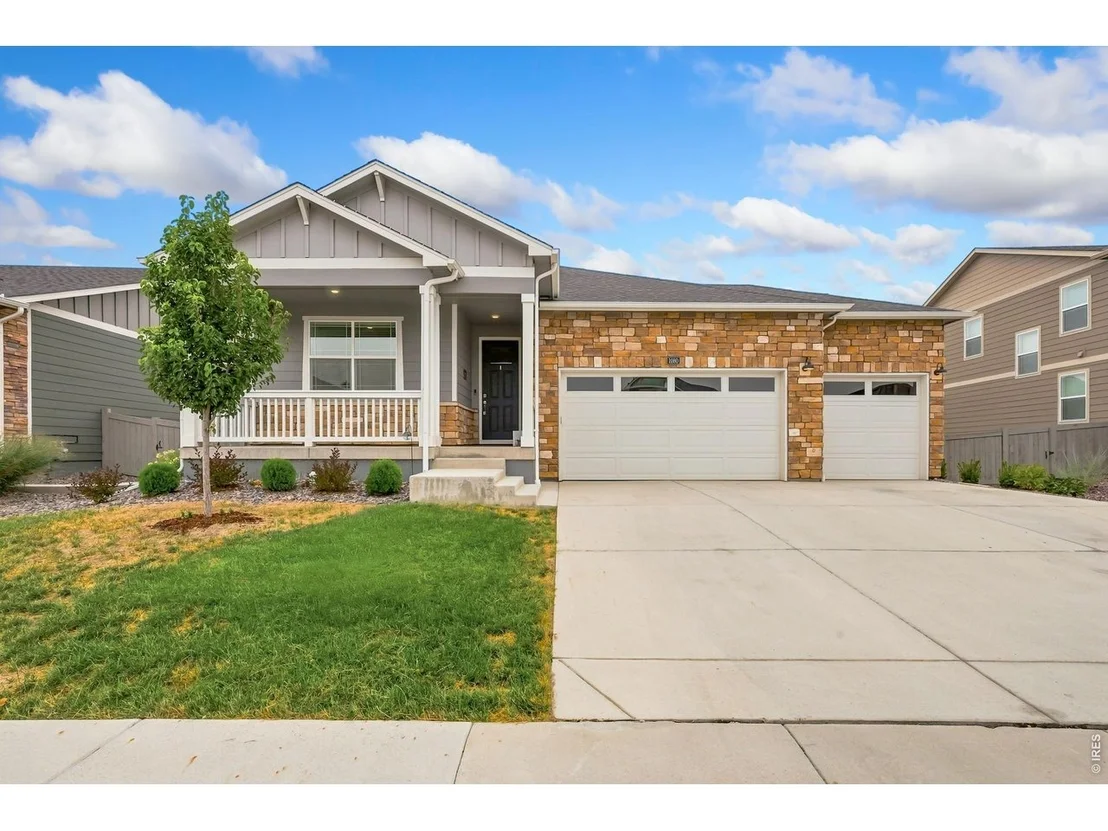 Photo of 1080 Clara View Dr