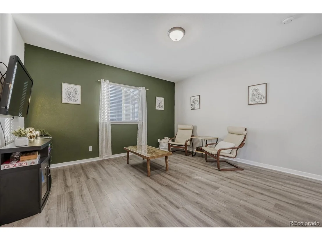 Photo of 37 Starlight Cir