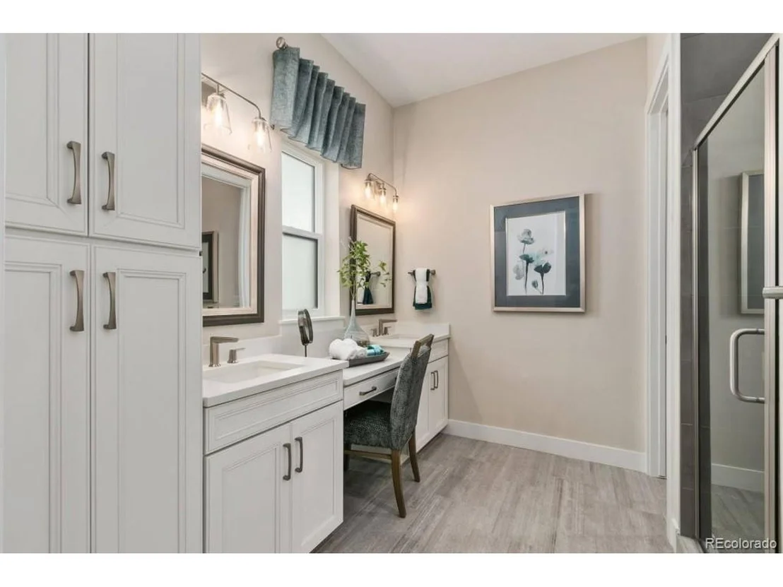 Photo of 1736 Barefoot Dr