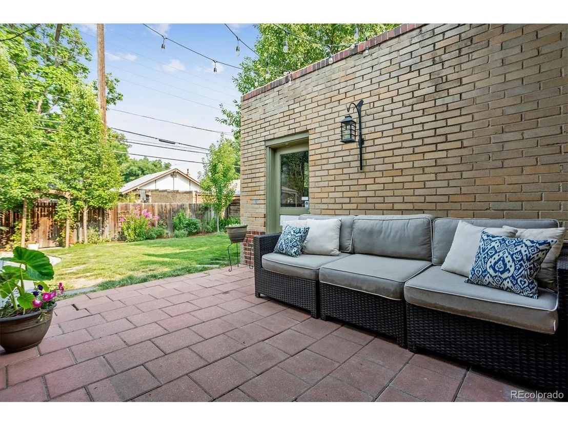 Photo of 740 Jackson St
