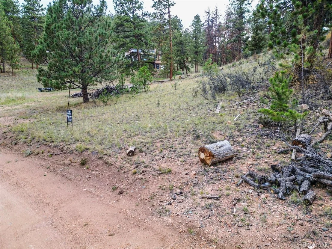 Photo of 33247 Jennifer Rd