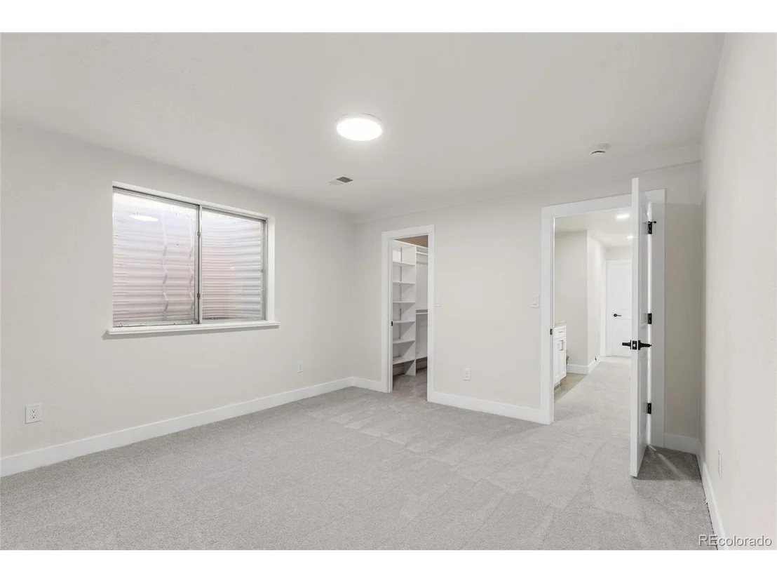 Photo of 7350 Field St