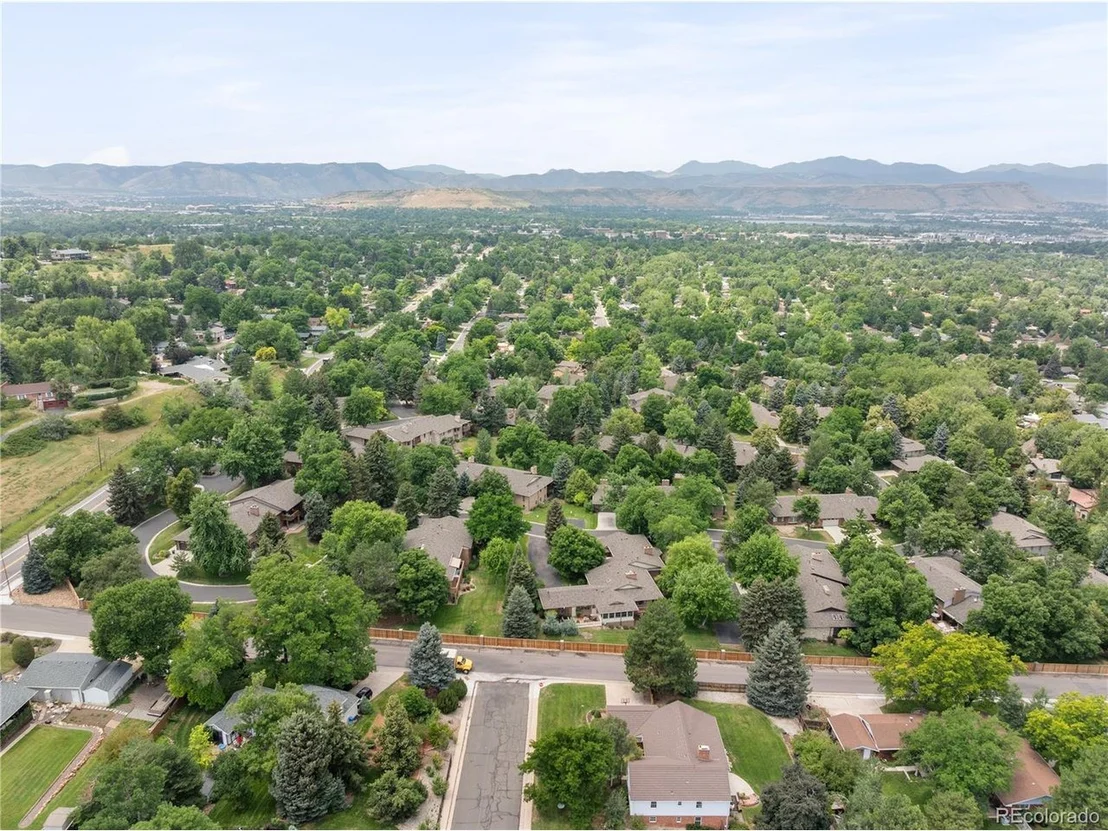 Photo of 1 Hillside Dr