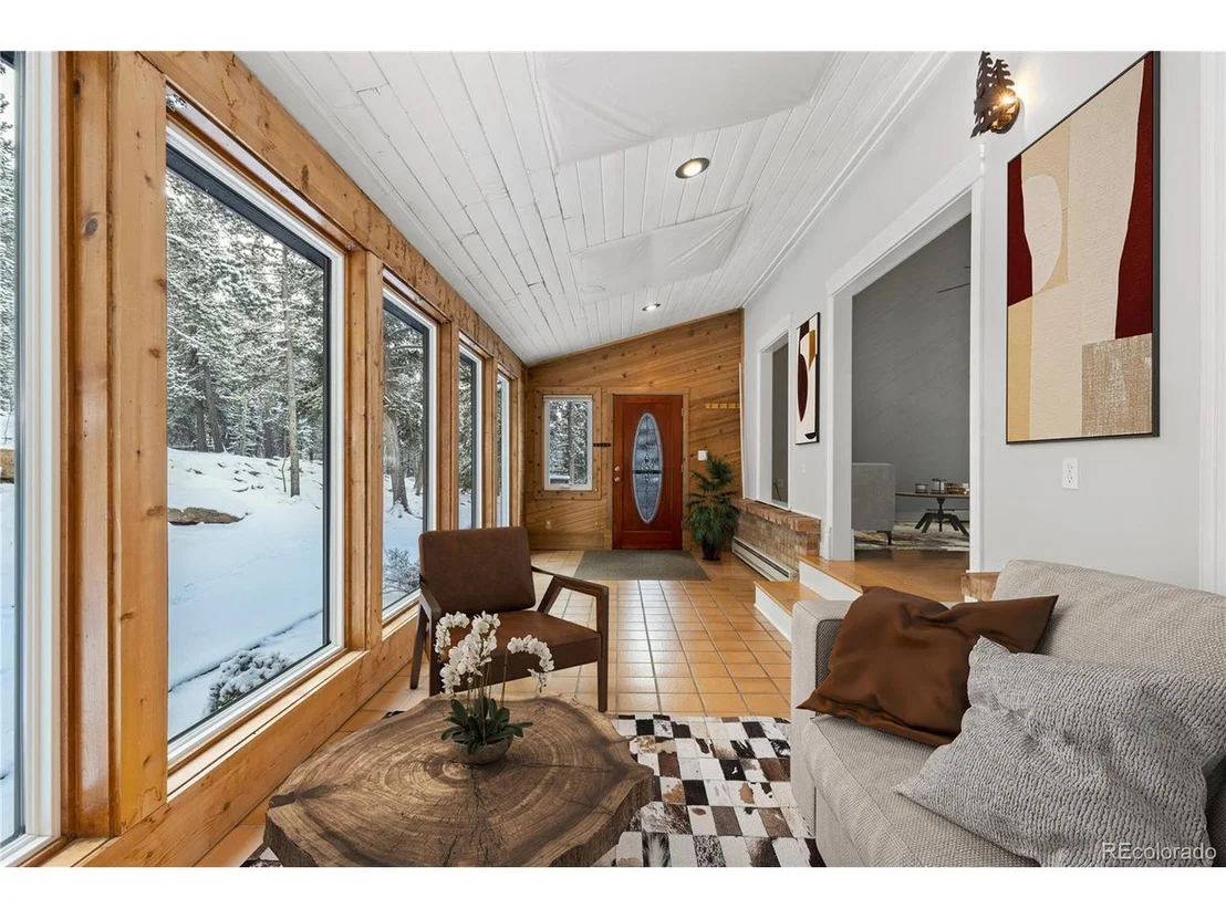 Photo of 10684 Beas Dr