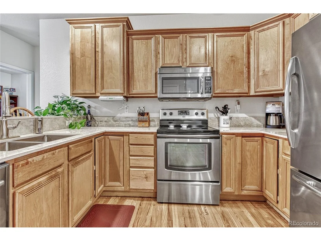 Photo of 6644 Sage Ave