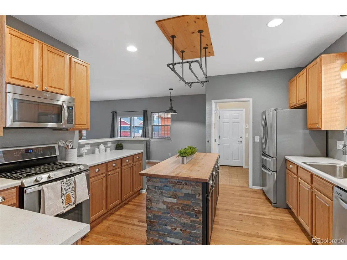 Photo of 2414 Winding Dr