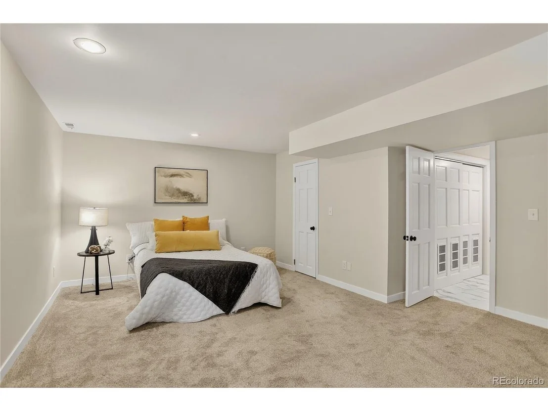 Photo of 70 Long Bow Cir