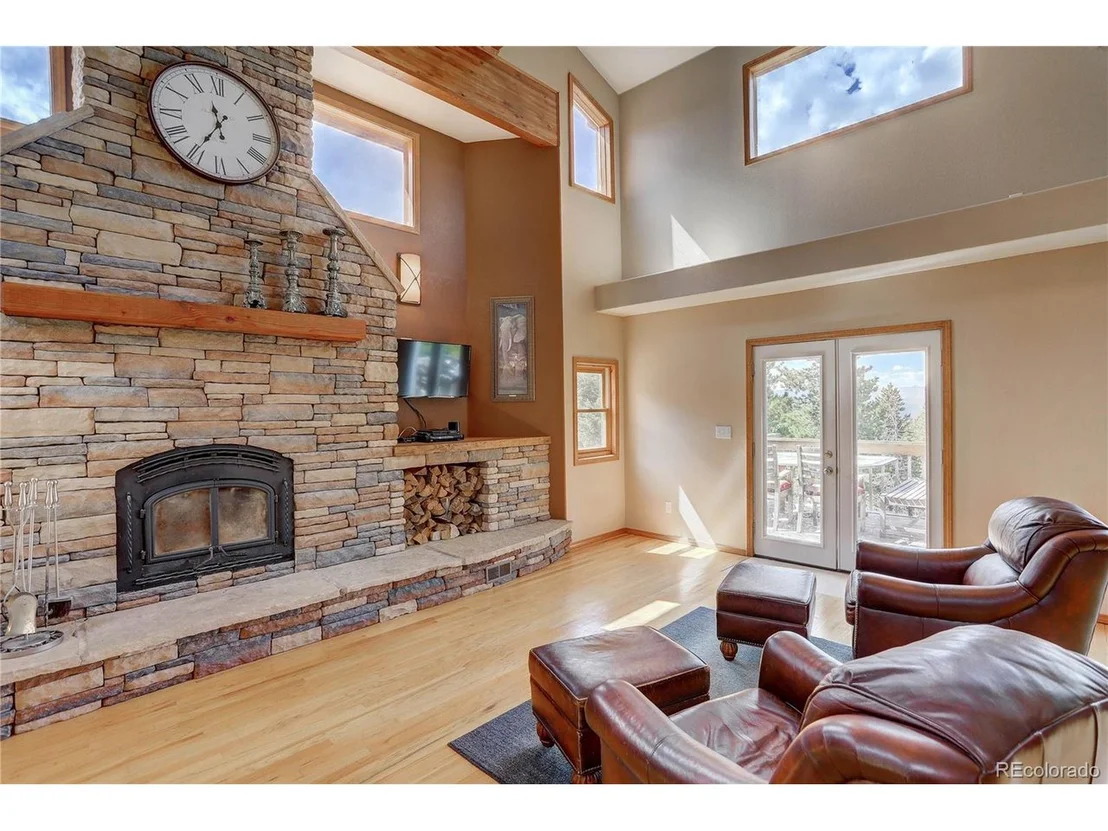 Photo of 10922 Conifer Mountain Rd
