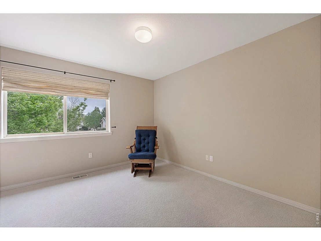 Photo of Unit 4 at 907 Hover Ridge Cir