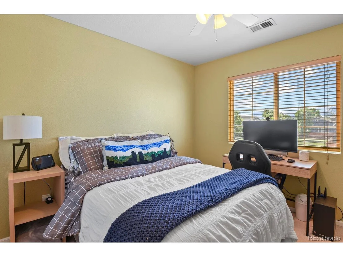 Photo of 335 Andrew Dr