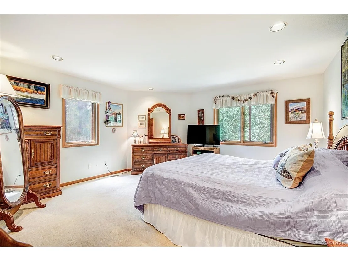 Photo of 1690 Falcon Cir