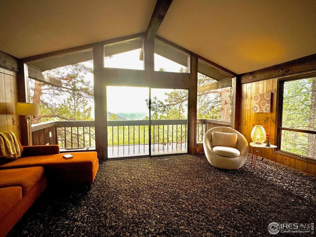 Photo of 335 Wild Horse Cir