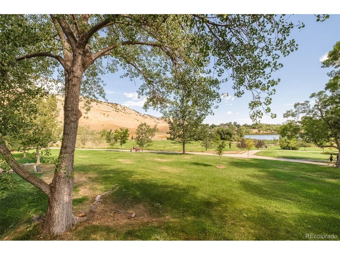 Photo of 485 Quail Cir