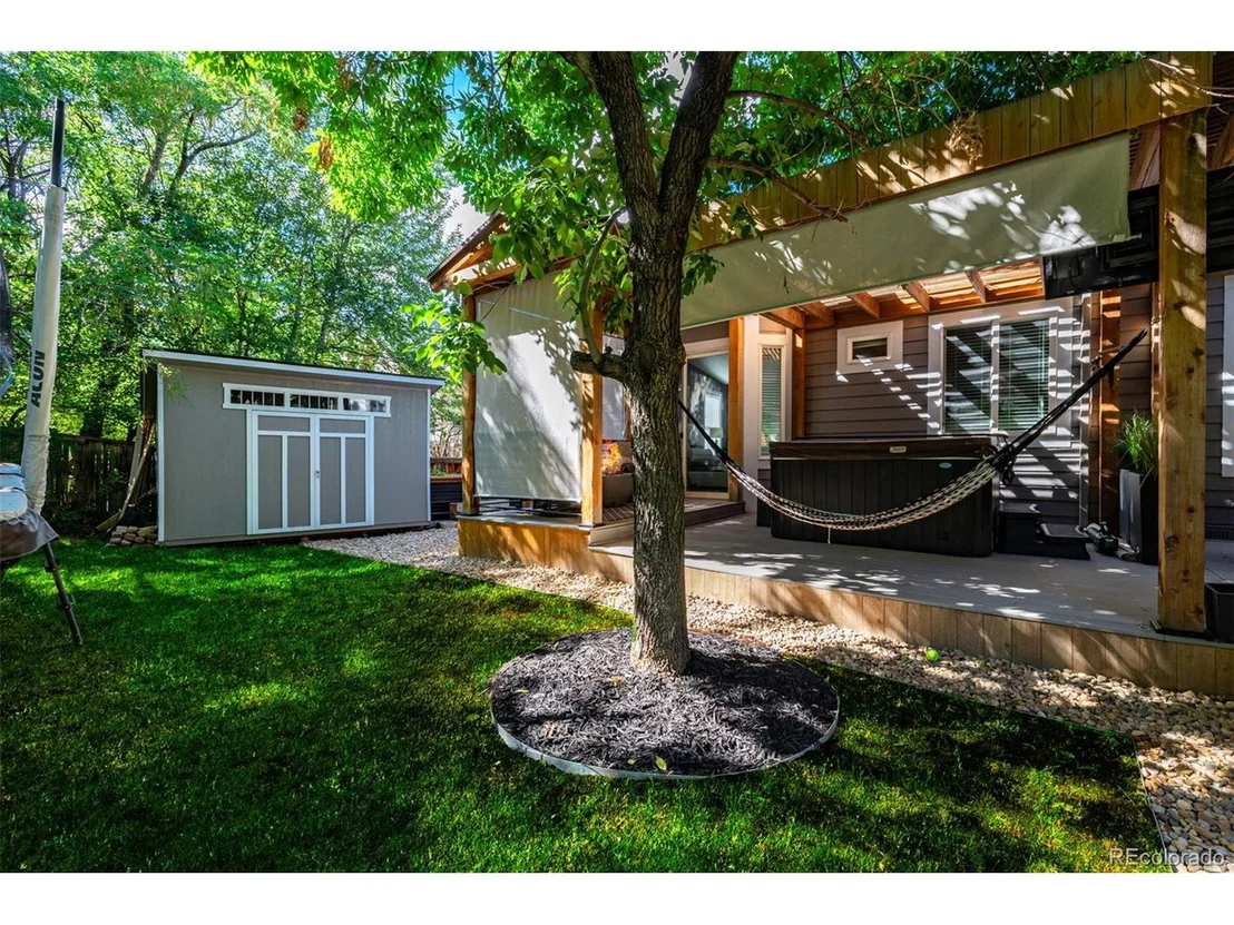 Photo of 716 Ridgemont Pl