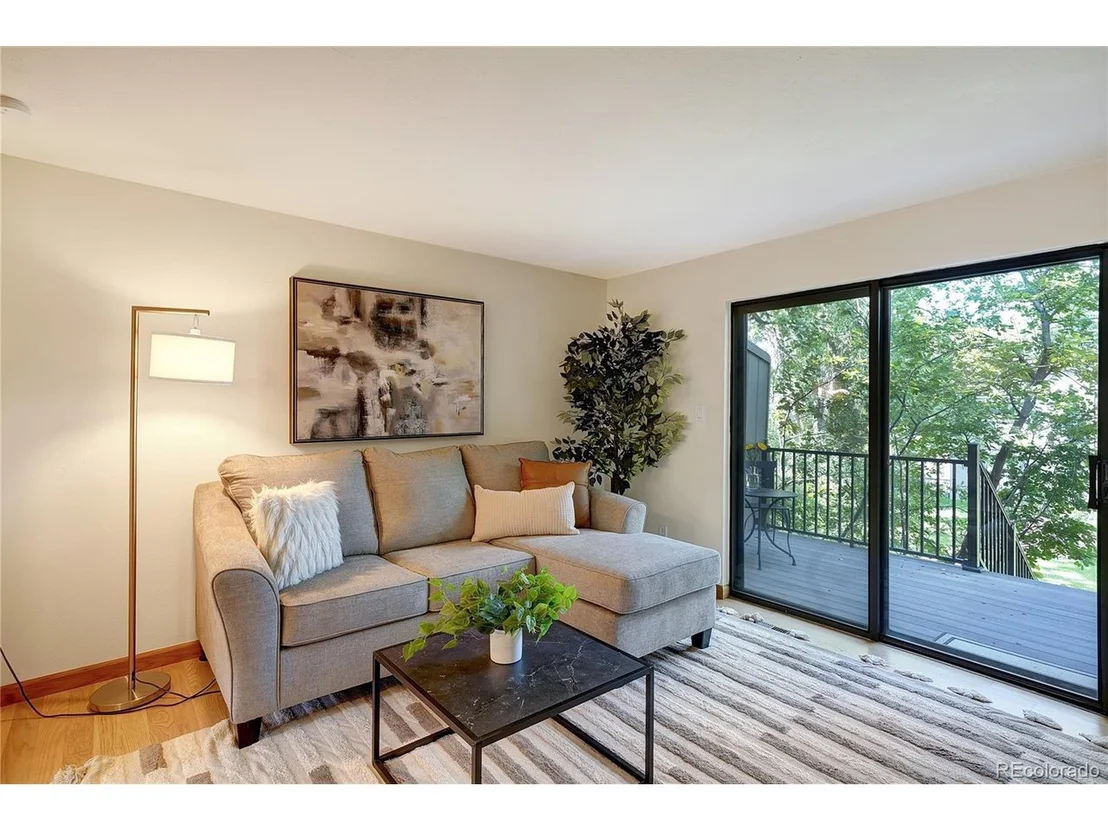 Photo of Unit B at 1325 Bear Mountain Dr