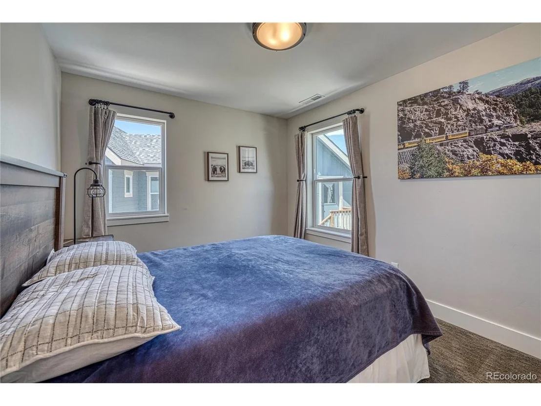 Photo of 1218 Silver Vault St