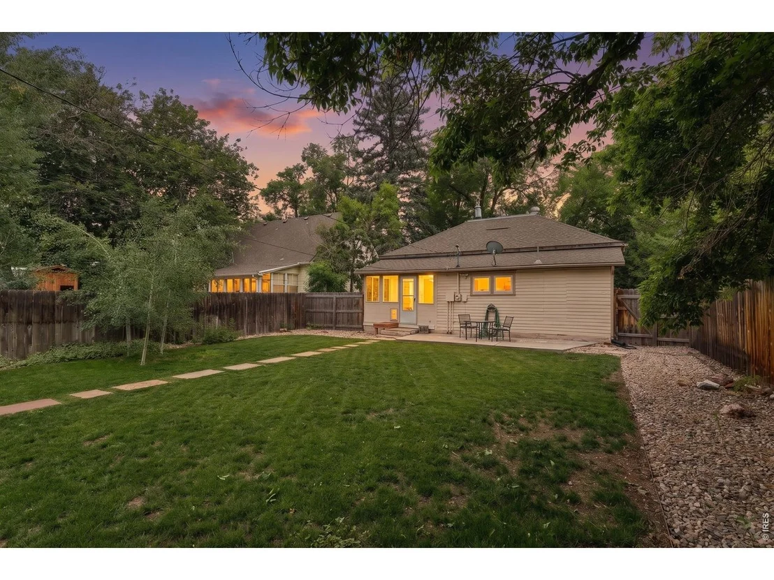 Photo of 638 Welch Ave
