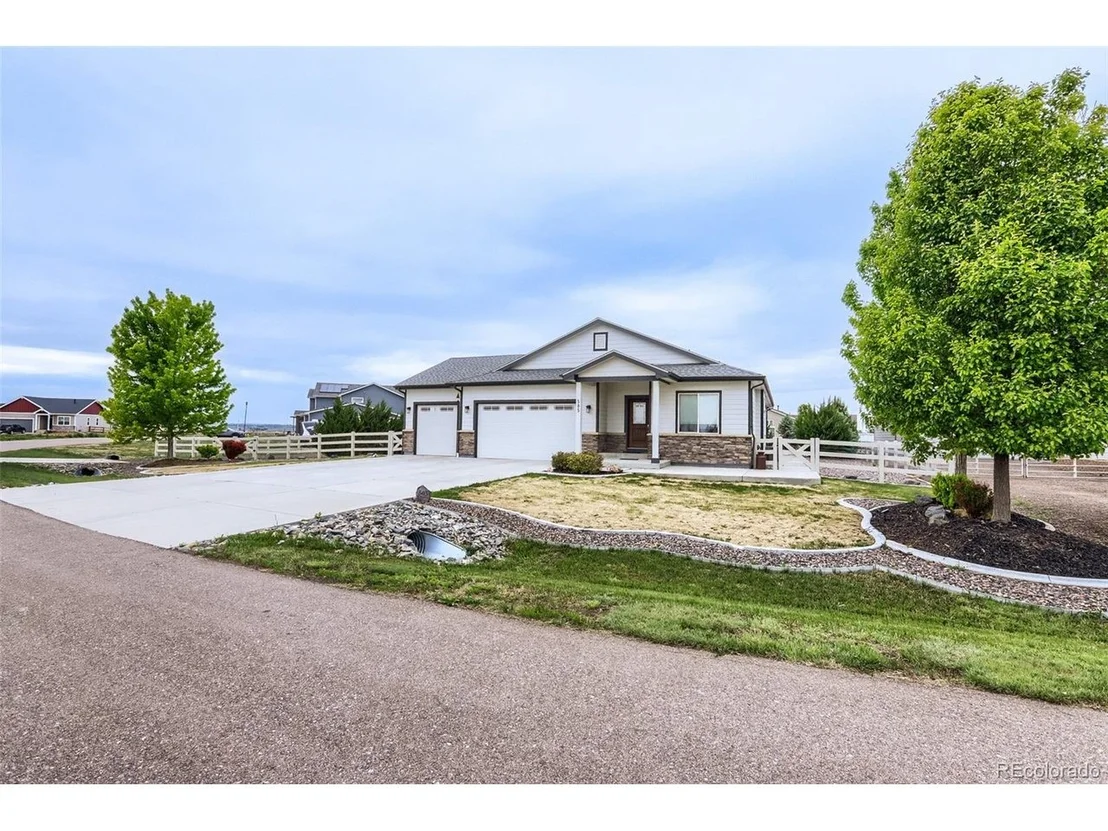Photo of 505 Remington Dr