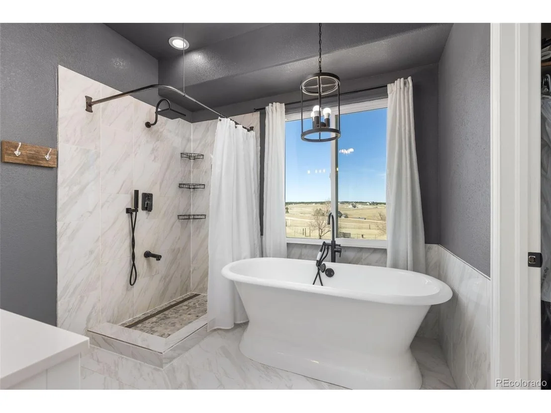 Photo of 6690 Sunset Cir