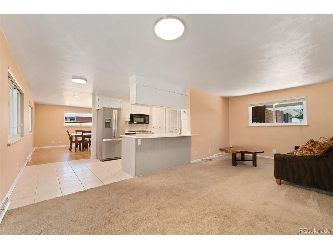 Photo of 5997 Flower St