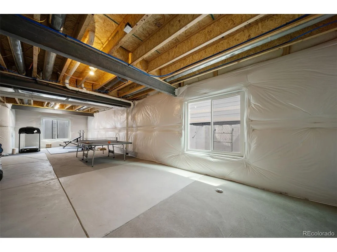Photo of 5699 Amarosa Dr