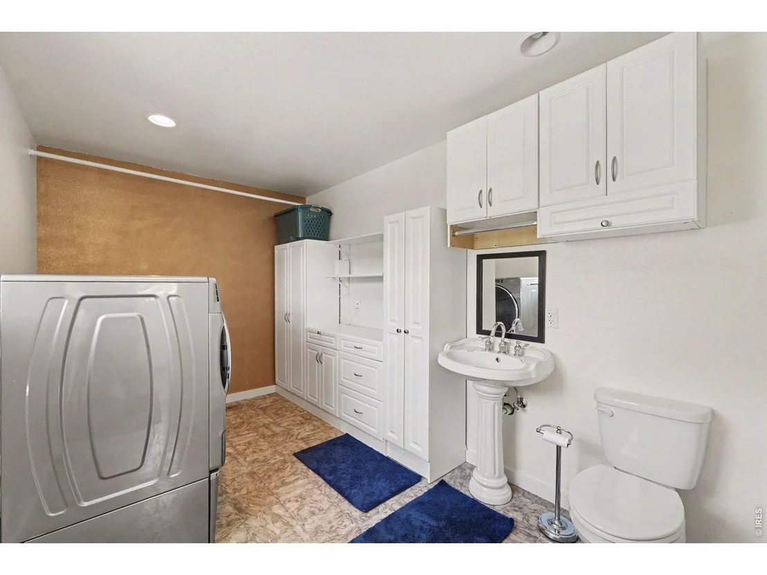Photo of 222 Maple Ave