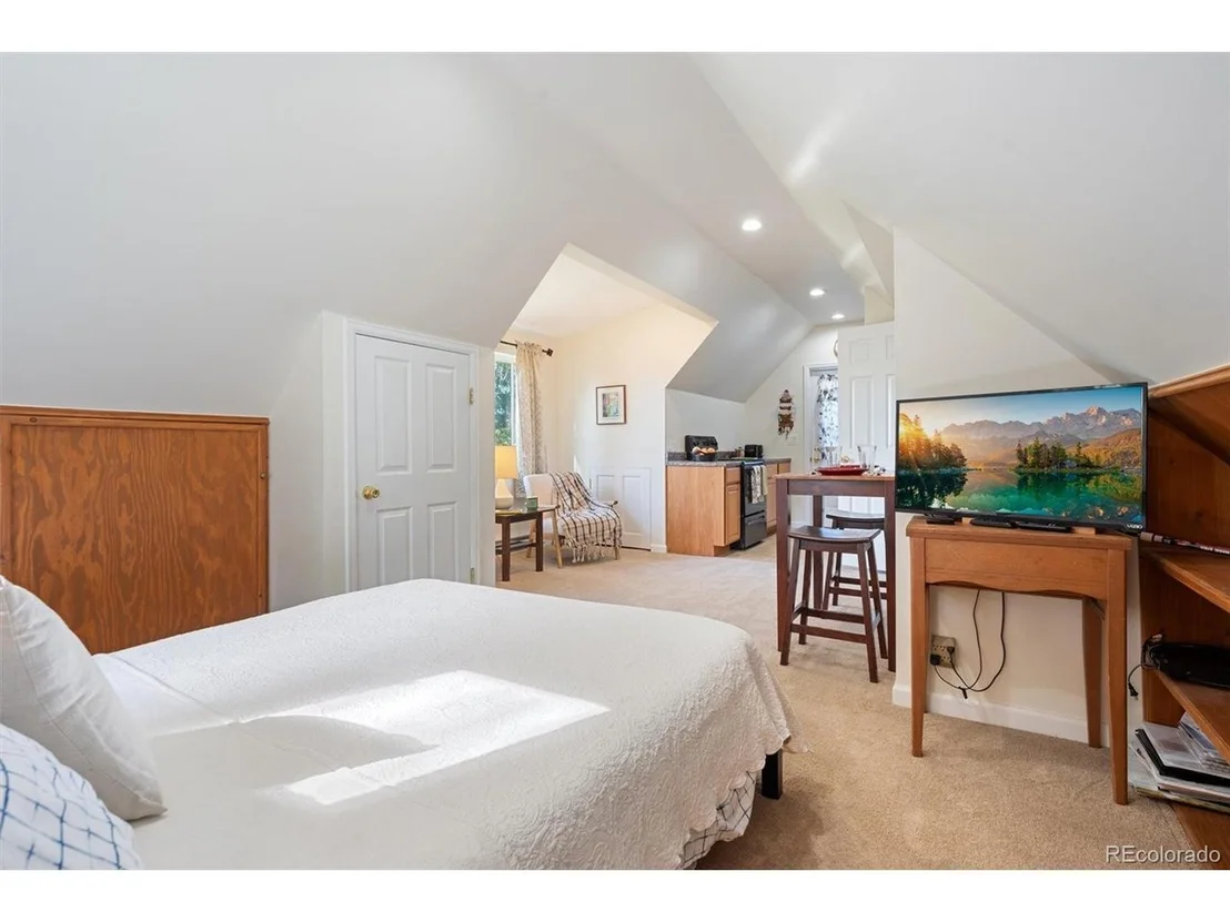 Photo of 7785 Lowell Blvd