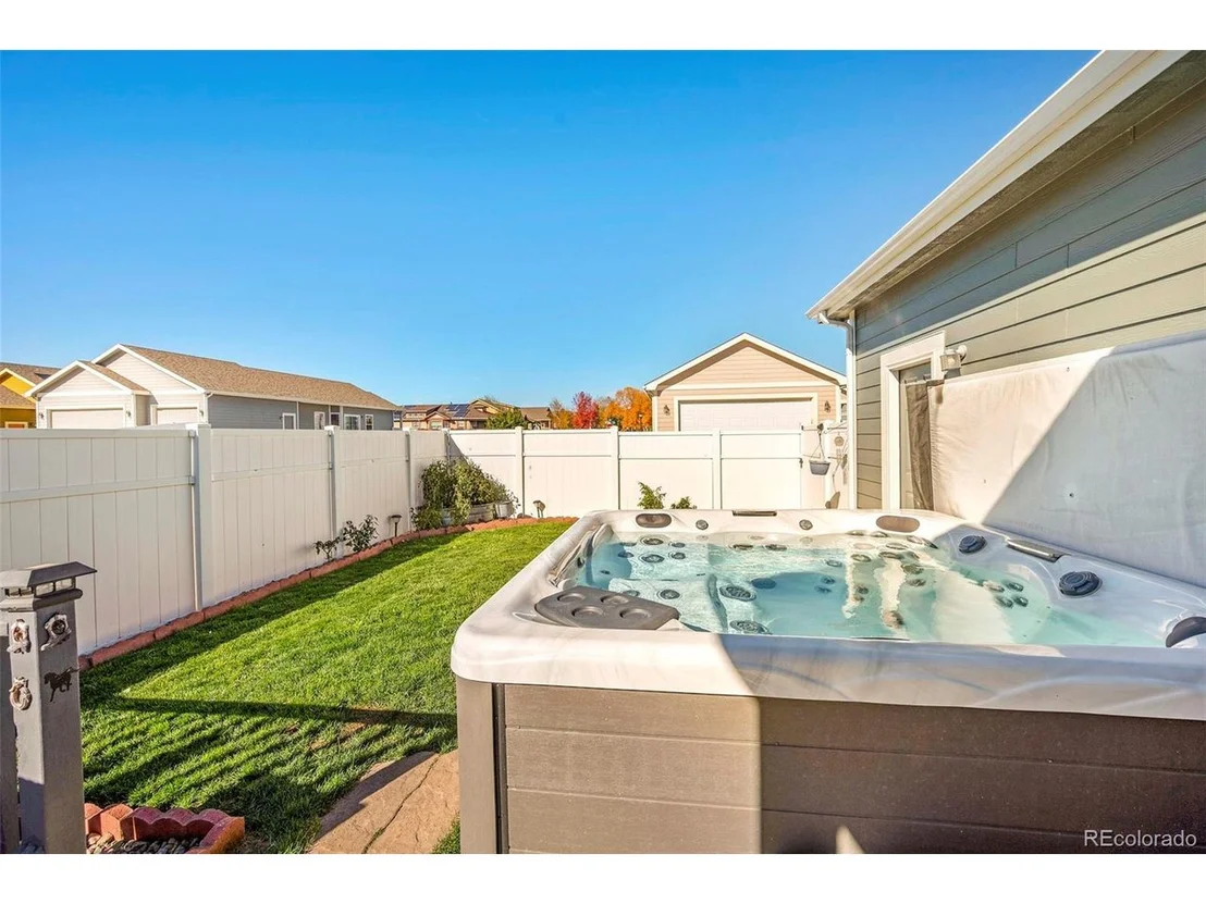 Photo of 2457 Shooting Star Way